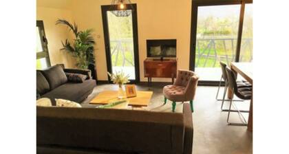 COMFORTABLE CHALET WITH SPLENDID VIEW OF THE PYRENEES