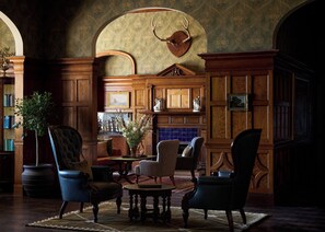 Lobby - Dornoch Station (Dornoch)