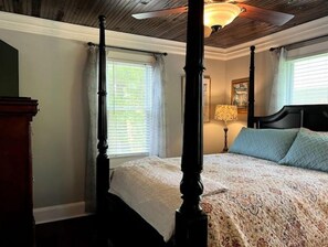 2 عدّة غرف نوم ومكواة/لوح كي وسرير سفر وواي فاي مجانًا