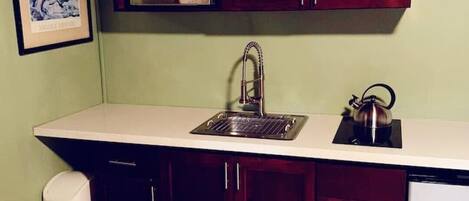 Fridge, microwave, coffee/tea maker, toaster