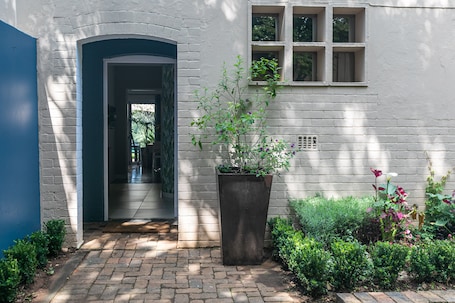 Entrada de la propiedad