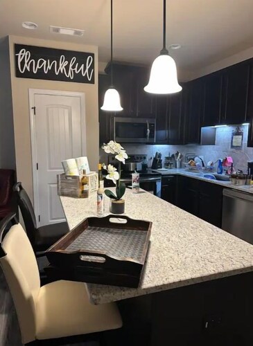 Beautiful Four Bedroom Townhome!