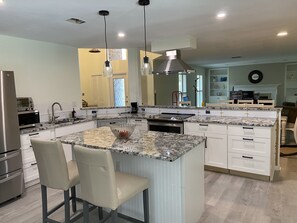 Fridge, microwave, oven, stovetop - PRIVATE ESTATE BY BEACH 5BR 3BA 2 king masters, heated pooL, hottub, by beach. (Seminole)