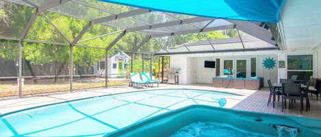 Piscina externa, piscina aquecida