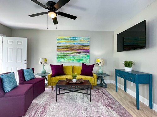 RENO w/ 2 King Beds Near Tennis Center & Berry
