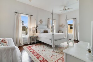 4 bedrooms, desk, iron/ironing board, travel cot