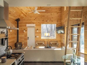 Fridge, microwave, oven, stovetop - Modern Rustic Tiny Home in the Catskills (Roscoe)