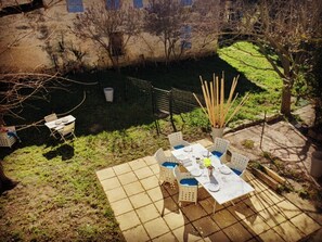 Outdoor dining - Mas de la Forge Noguier (Vergèze)