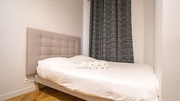 1 chambre, fer et planche Ă  repasser, Wi-Fi, draps fournis