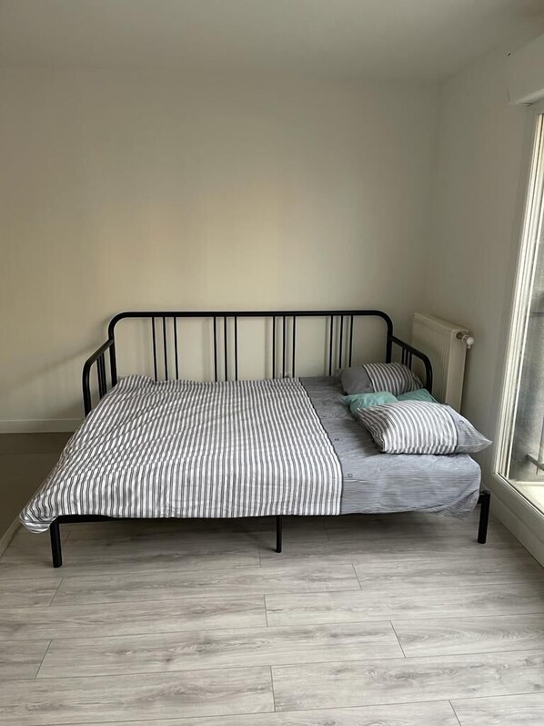 1 chambre, draps fournis