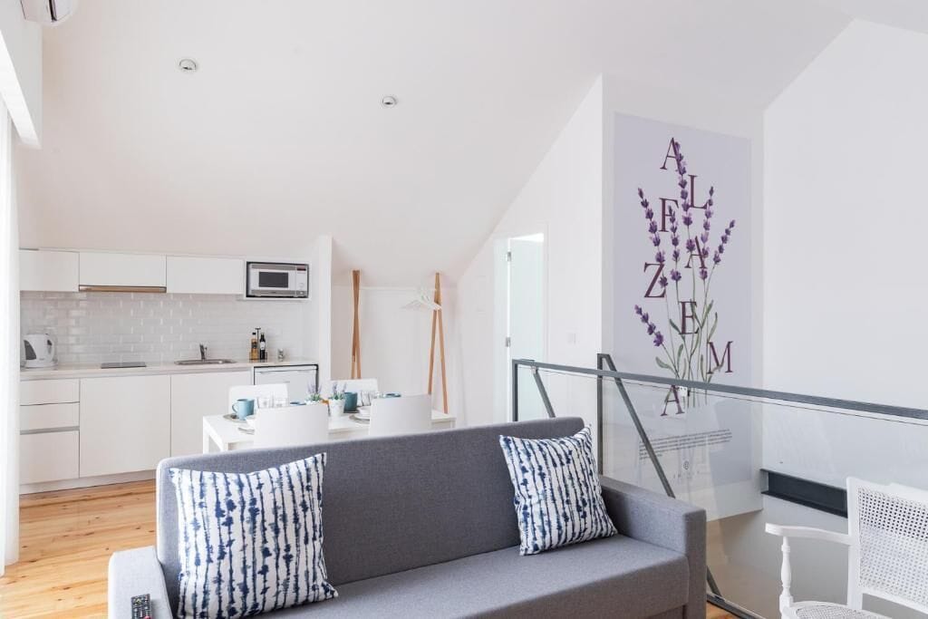 Signature-Studiosuite | Schallisolierte Zimmer, Bügeleisen/Bügelbrett, kostenloses WLAN