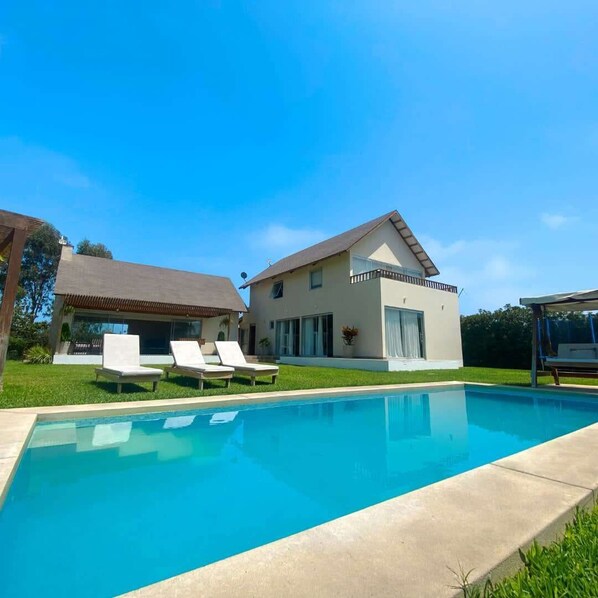 Pool - HOP Ohana: Country & Beach Escape in Chincha (Chincha Baja)