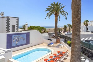 Et oppvarmet basseng