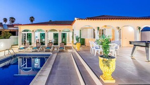 Pool - Villa Venezuela by Villa Plus (Callao Salvaje)