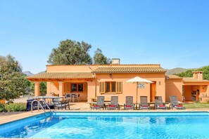 Pool - Villa Andreu by Villa Plus (El Vilà)