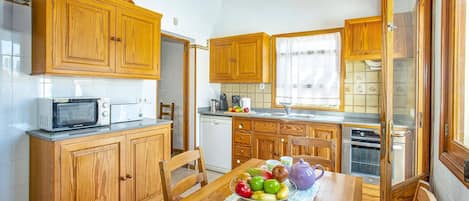 Mikroaaltouuni, astianpesukone