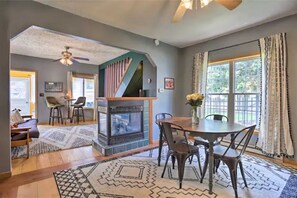 Dining - Cozy Lead Main St Retreat! Clawfoot Tub, Fire Pit & 5 Min to Deadwood (Lead)
