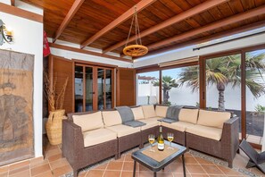 Terrace/patio - Villa Almas Blancas by Villa Plus (Playa Blanca)