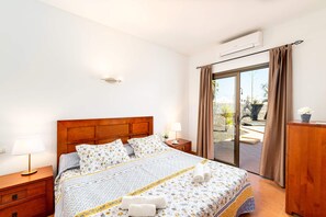 4 soverom, wi-fi og sengetøy