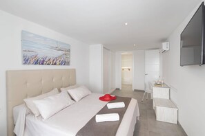 5 chambres, Wi-Fi, draps fournis