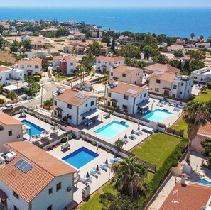 Exterior - Villa Angela Coral by Villa Plus (Peyia)