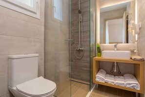 Hårføner og håndklær