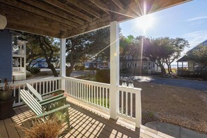 Terrace/patio - Sound Views, Pool, Hot Tub, Game Room, Club Access (Corolla)