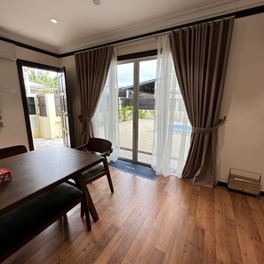 Comfort Villa | Living area - Adina Pool Villa Cenang Langkawi 3B4R (Langkawi)