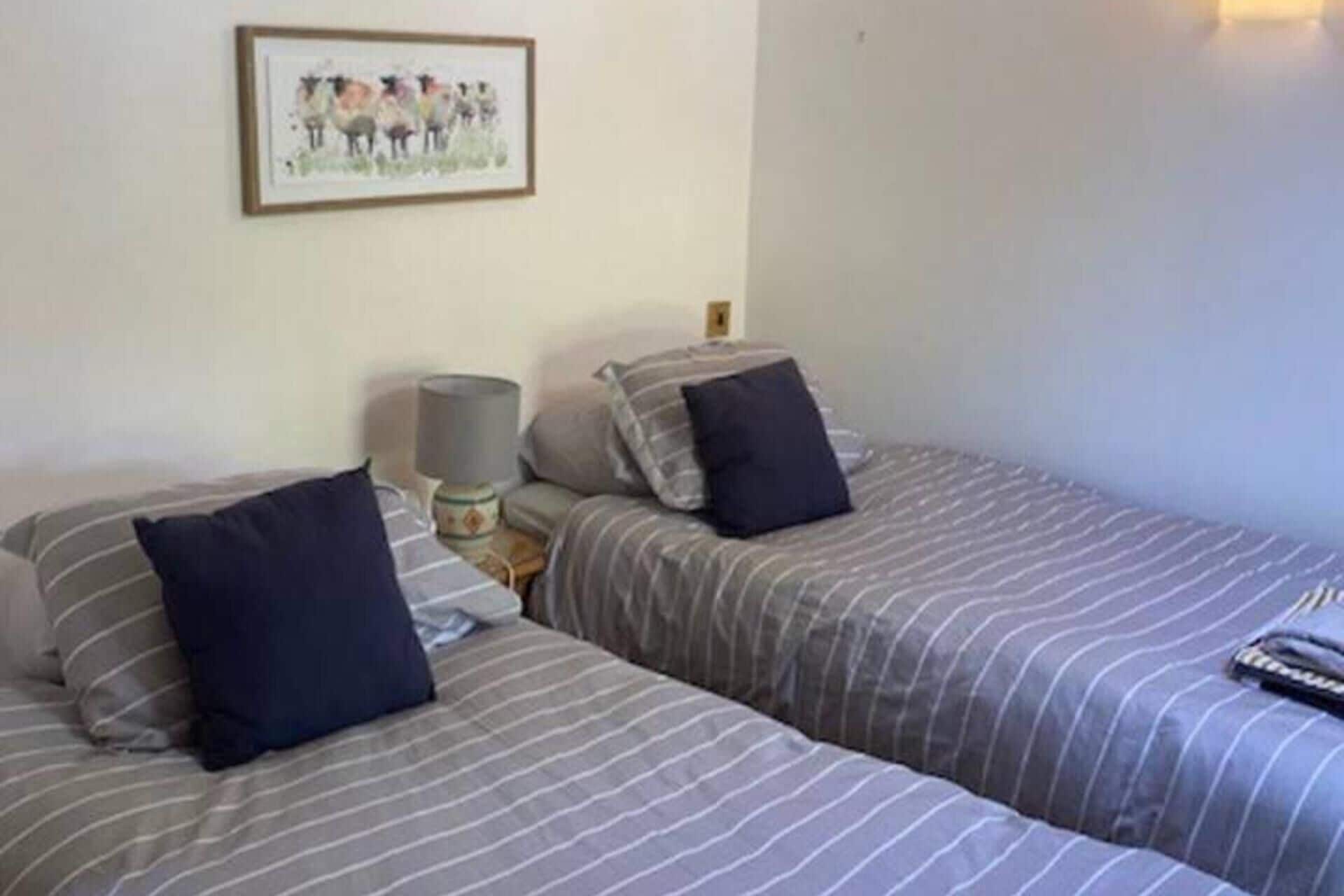 3 bedrooms, iron/ironing board, free WiFi, bed sheets