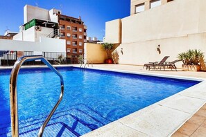 Outdoor pool - Madrid Hotel (Torrevieja)