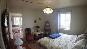 2 quartos, ferros/tábuas de passar roupa, Wi-Fi de cortesia
