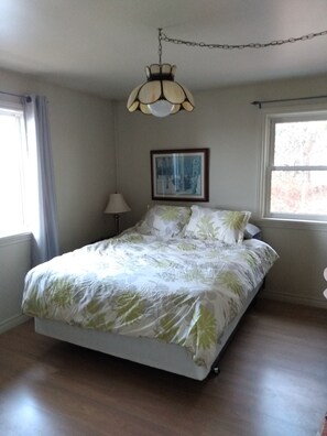 2 habitaciones, tabla de planchar con plancha y wifi gratis 