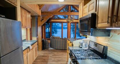 Mercer, WI Beautiful Flambeau Flowage Cabin