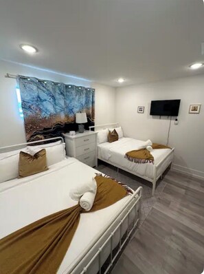 1 habitación, tabla de planchar con plancha, wifi y ropa de cama 