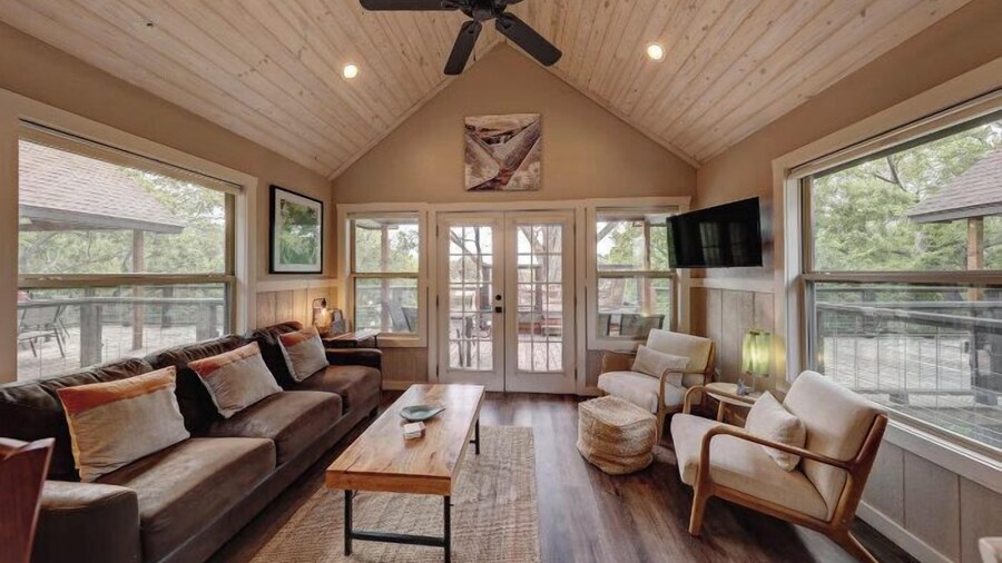 Treetop River Cabins