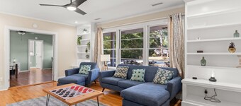 Eden Oasis ~ Hot Tub, Pool, 2 King Suites, Kids Room, PS4