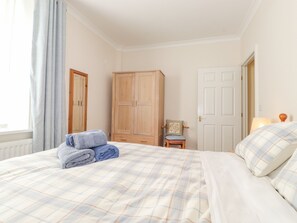 2 bedrooms, individually decorated, individually furnished, free WiFi - Southview Amble (Morpeth)