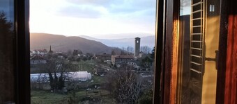 Cozy apartment nestled in the hills of Chianti