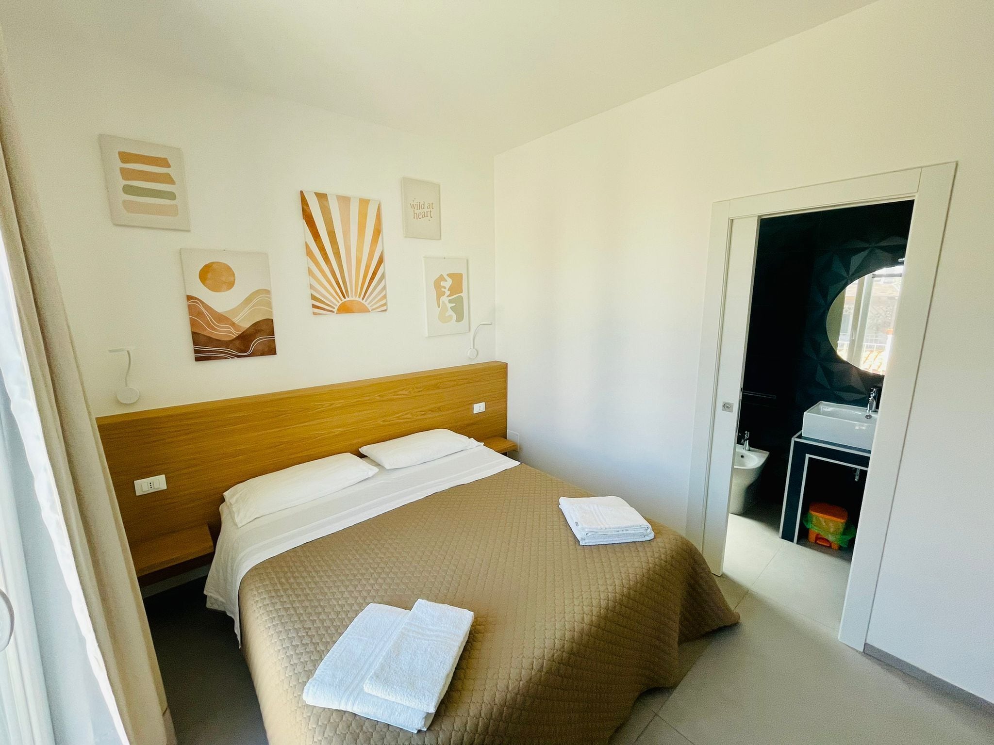 Traditionele kamer | Een bureau, een laptopwerkplek, gratis wifi, beddengoed