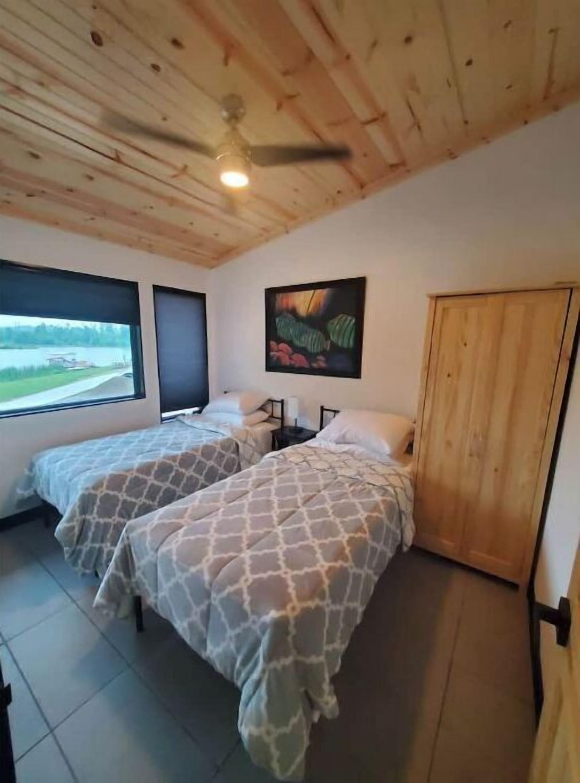 2 chambres, Wi-Fi gratuit, draps fournis