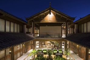 Exterior - Huayu Donglin Boutique Holiday Hotel (Lijiang)