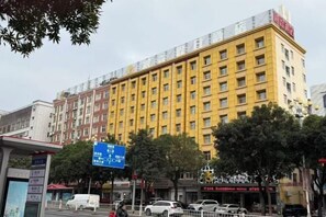 Exterior - Rongxin Holiday Hotel (Fuqing)