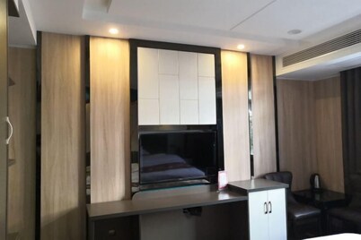 Jindi Business Hotel
