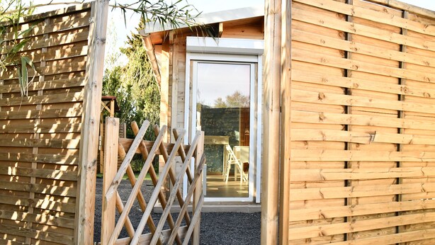 Unclassified image, 1 of 43, button - Chalet with private spa, garden, all within walking distance. (Saint-Rémy-de-Provence)