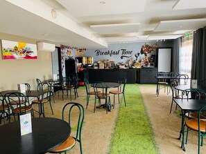 Dining - The Originals Access Bourges Nord Saint Doulchard (Saint-Doulchard)