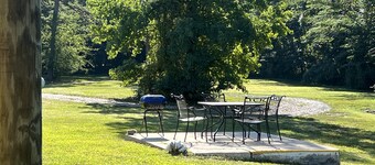 Queen Guest Room located at the Joplin Inn at the entrance to Mountain Harbor,, just 2 1/2 miles from Lake Ouachita. by RedAwning