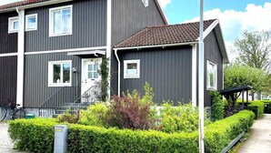 House | Exterior - 4 Person Holiday Home in Linkoping (Linkoping)