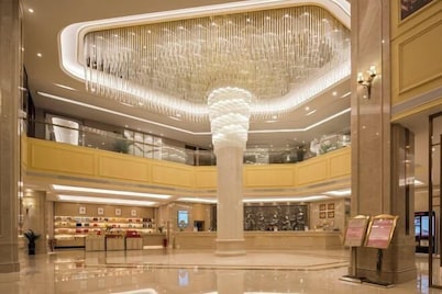 Vienna International Hotel (Wenzhou Avenue Railway Store)