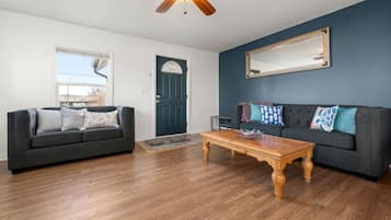 TV, fireplace, offices
