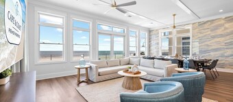 Silver Strand: Large 7 BR Beachfront Home- Sleeps 24, Pet Friendly, Priv. Pool